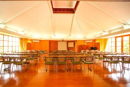 Imagen general del Hotel y Caba&ntilde;as Palomar - Caja los Andes. Foto 2