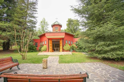 Imagen general del Hotel y Caba&ntilde;as Palomar - Caja los Andes. Foto 3