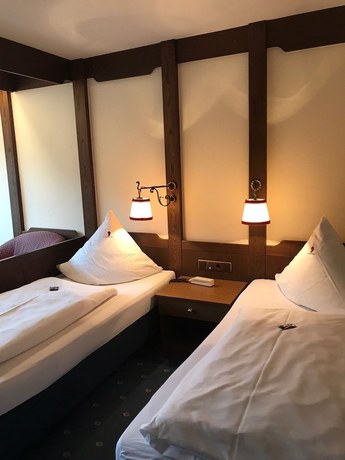 Imagen de la habitación del Hotel zum Engel. Foto 10
