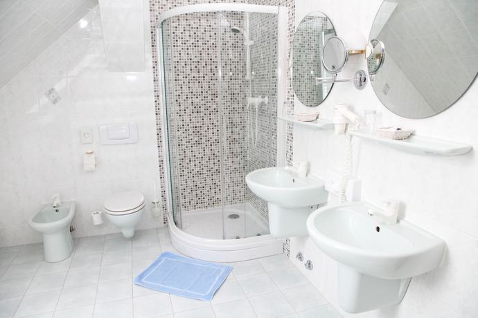 Imagen de la habitación del Hotel zum Schwan, Bahrensdorf. Foto 6