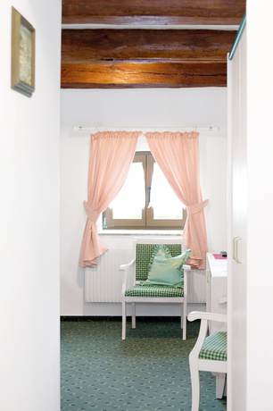 Imagen de la habitación del Hotel zum Schwan, Bahrensdorf. Foto 16