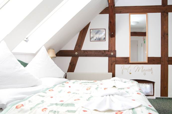 Imagen de la habitación del Hotel zum Schwan, Bahrensdorf. Foto 17