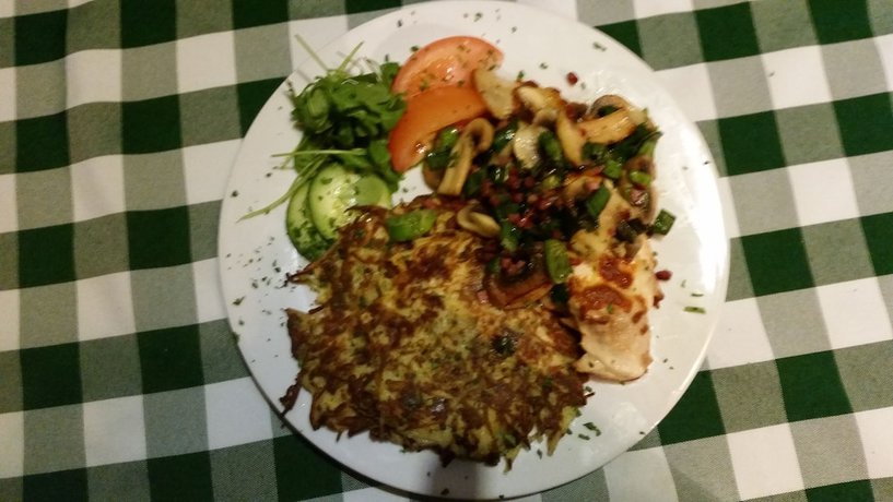 Imagen del bar/restaurante del Hotel zur Burg. Foto 3