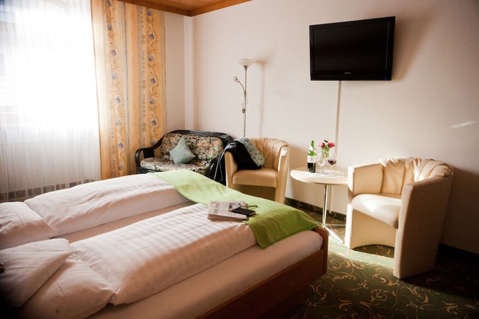 Imagen de la habitación del Hotel zur Post, Ginglmühle. Foto 13