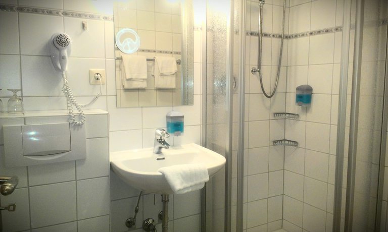Imagen de la habitación del Hotel zur Post, Sch&ouml;nberg. Foto 16