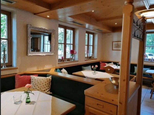 Imagen de los interiores del Hotel zur Ulme. Foto 20