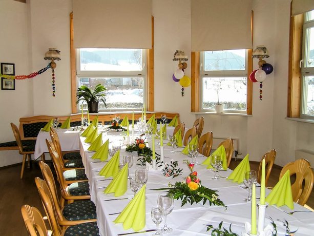 Imagen del bar/restaurante del Hotel zur Werra. Foto 4