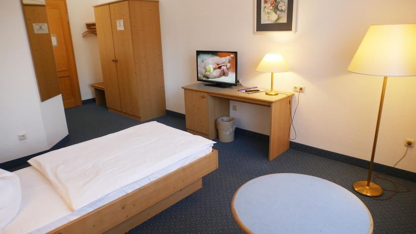 Imagen de la habitación del Hotel zur Werra. Foto 10