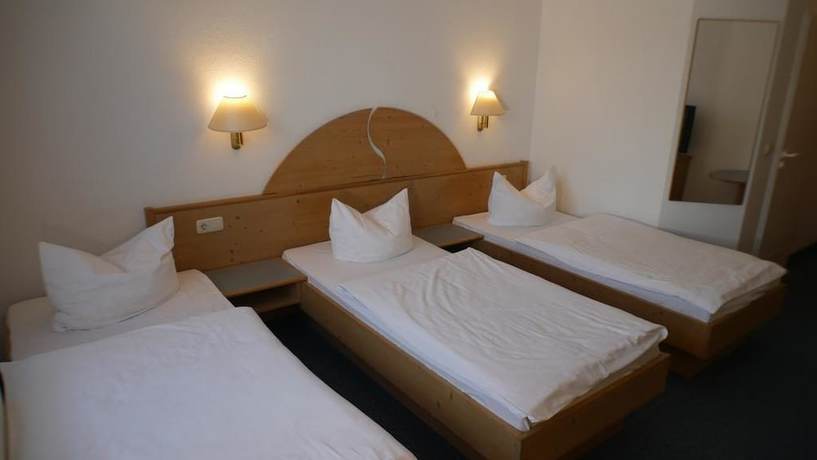 Imagen de la habitación del Hotel zur Werra. Foto 12