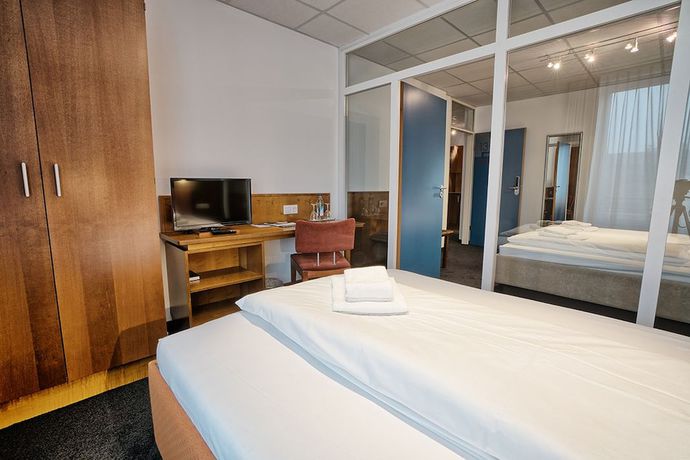 Imagen de la habitación del Hotel4you. Foto 6