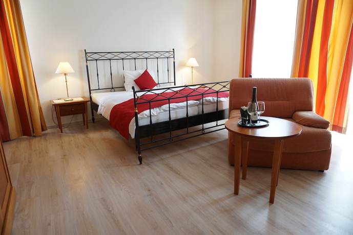 Imagen de la habitación del Hotel-Events Adlerpalast. Foto 2