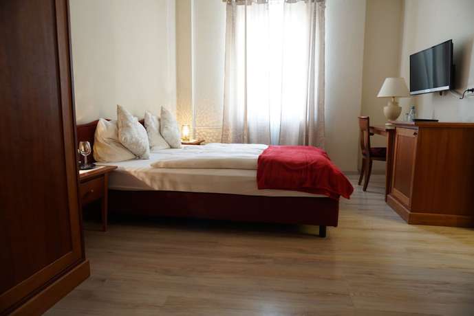 Imagen de la habitación del Hotel-Events Adlerpalast. Foto 13