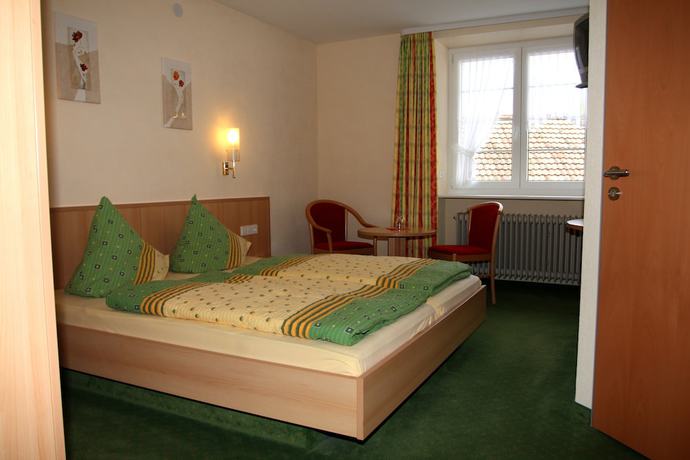 Imagen de la habitación del Hotel-Gasthaus Engel Luttingen. Foto 8