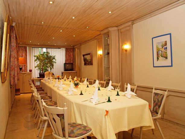 Imagen del bar/restaurante del Hotel-Gasthof Reseng&ouml;rg. Foto 6