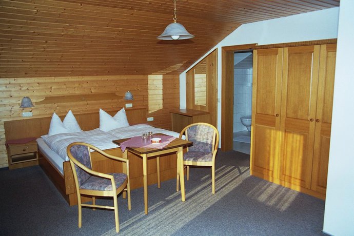 Imagen de la habitación del Hotel-Gasthof Zum Oberen Wirt. Foto 17