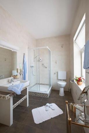 Imagen de la habitación del HotelHaus Ritter. Foto 16