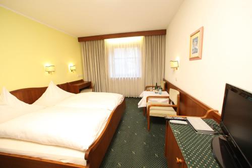 Imagen de la habitación del Hotel-Landgasthof Schuster. Foto 8
