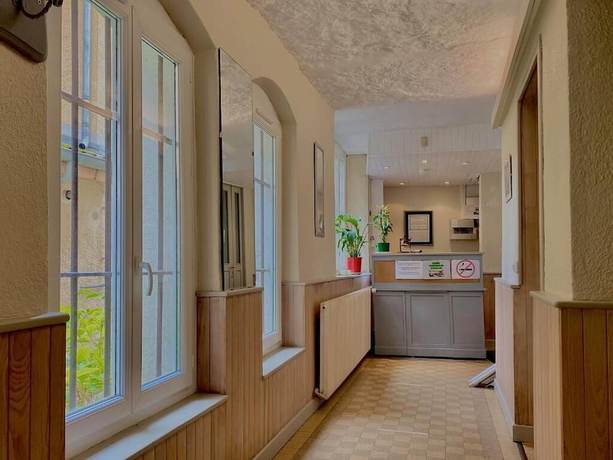 Imagen de los interiores del Hotel-Pension Broisin. Foto 14