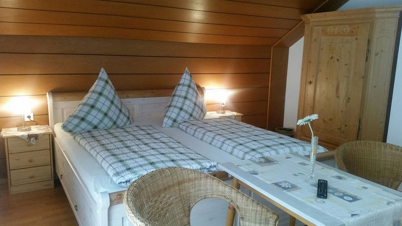 Imagen de la habitación del Hotel-Pension Haus Hubertus. Foto 16