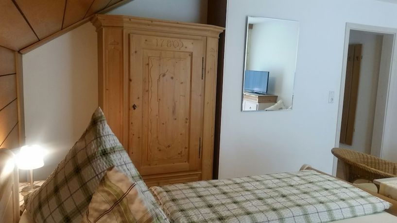 Imagen de la habitación del Hotel-Pension Haus Hubertus. Foto 17