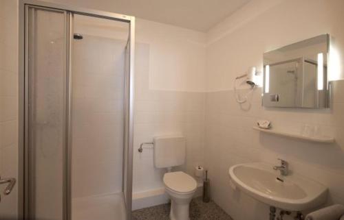 Imagen de la habitación del Hotel-Pension Hommen. Foto 4