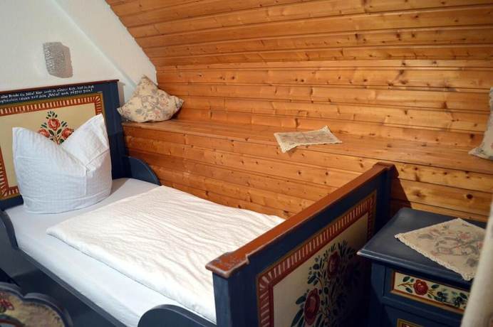 Imagen de la habitación del Hotel-Pension Sch&auml;tzle. Foto 8