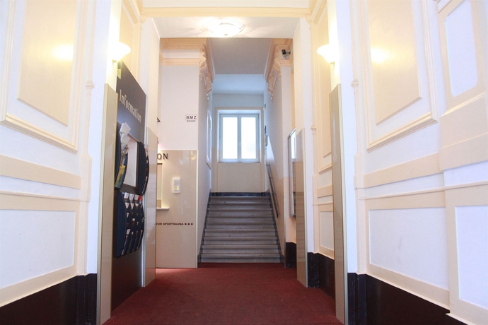 Imagen de los interiores del Hotel-Pension Wild. Foto 14