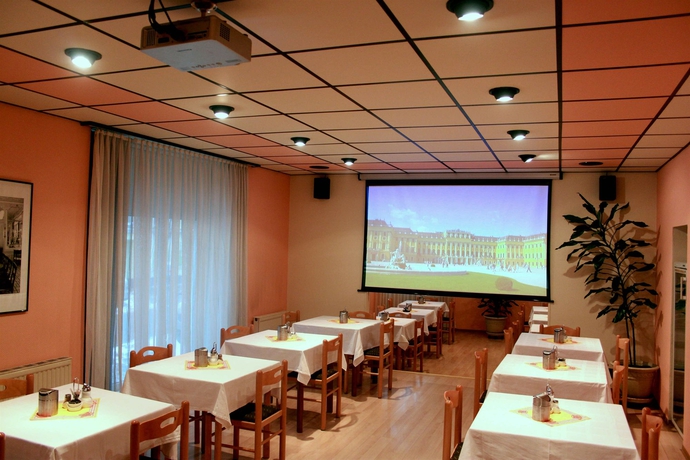 Imagen de los interiores del Hotel-Pension Wild. Foto 16