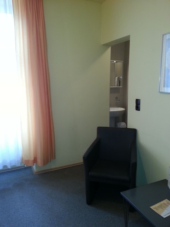 Imagen de la habitación del Hotel-Pension Wild. Foto 11