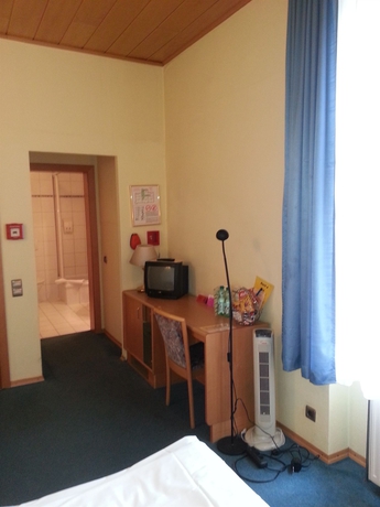 Imagen de la habitación del Hotel-Pension Wild. Foto 13