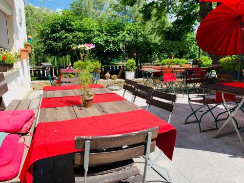 Imagen de los exteriores del Hotel-Restaurant Buger Hof. Foto 17