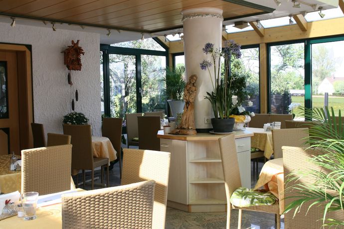 Imagen del bar/restaurante del Hotel-Restaurant Ehrich. Foto 2