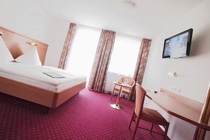 Imagen de la habitación del Hotel-Restaurant Hirsch. Foto 8