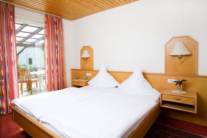 Imagen de la habitación del Hotel-Restaurant Hirsch. Foto 20