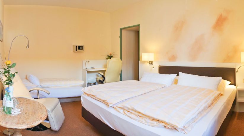 Imagen de la habitación del Hotel-Restaurant Kastanienhof Lauingen. Foto 2