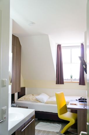 Imagen de la habitación del Hotel-Restaurant Kastanienhof Lauingen. Foto 3
