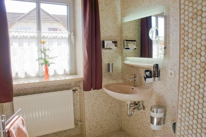 Imagen de la habitación del Hotel-Restaurant Kastanienhof Lauingen. Foto 5