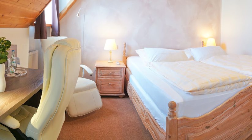 Imagen de la habitación del Hotel-Restaurant Kastanienhof Lauingen. Foto 10
