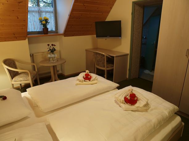 Imagen de la habitación del Hotel-Restaurant Kastanienhof Lauingen. Foto 11