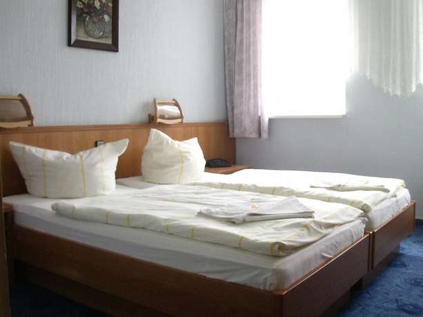 Imagen de la habitación del Hotel-Restaurant Marcus. Foto 6