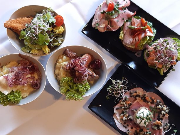 Imagen del bar/restaurante del Hotel-Restaurant Rebstock. Foto 7