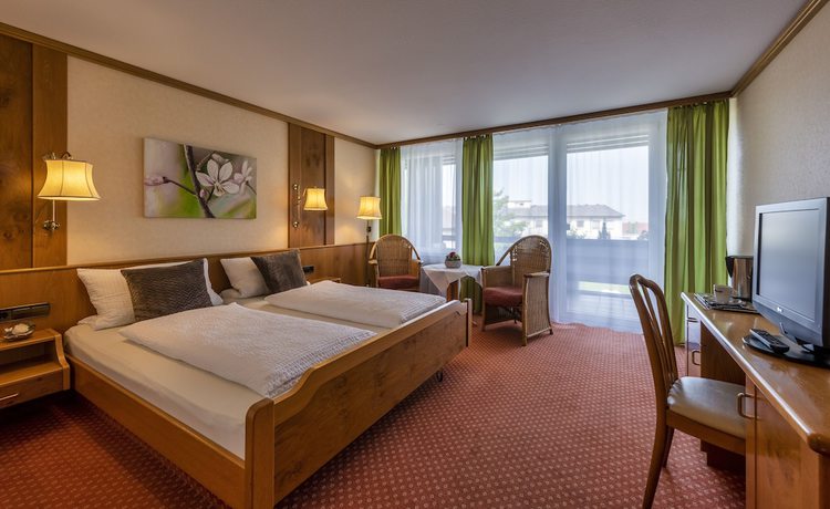 Imagen de la habitación del Hotel-Restaurant Rebstock. Foto 19