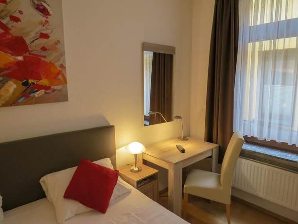 Imagen de la habitación del Hotel-Restaurant Saarblick. Foto 6