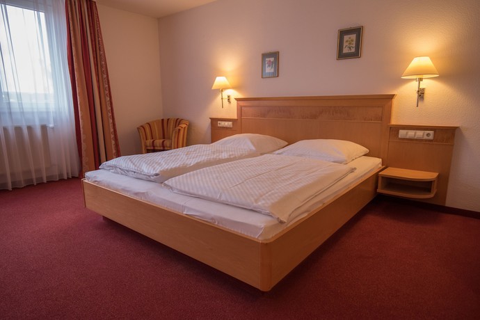 Imagen de la habitación del Hotel-Restaurant Winzergarten. Foto 11