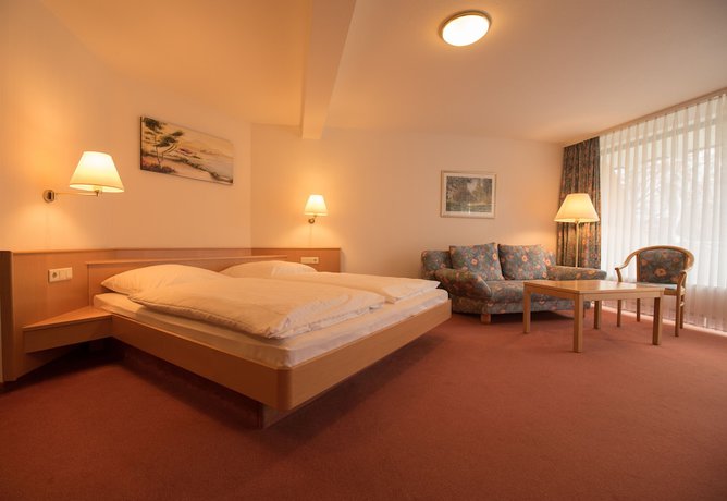 Imagen de la habitación del Hotel-Restaurant Winzergarten. Foto 15