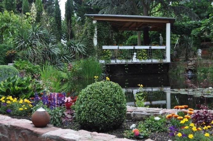 Imagen de los exteriores del Hotel-Restaurant Winzergarten. Foto 19