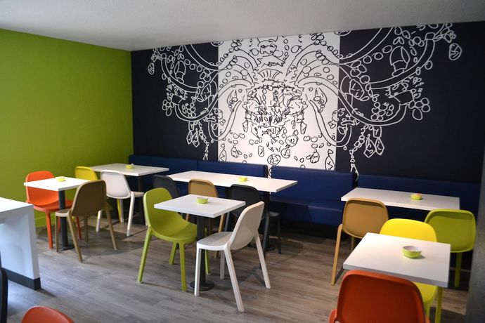 Imagen del bar/restaurante del Hoteleco Sud, Le Passage. Foto 3