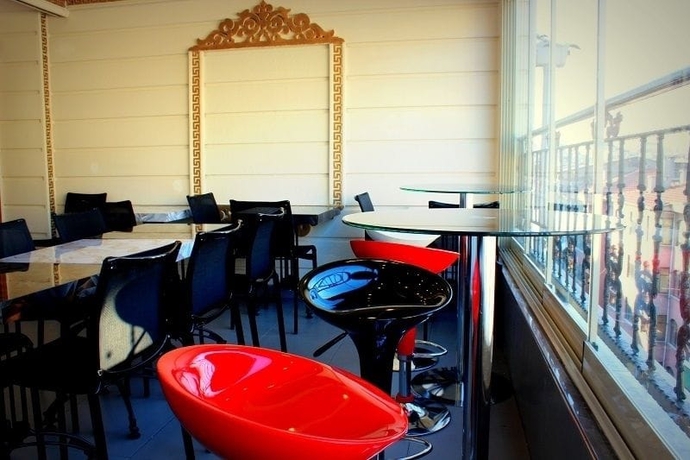 Imagen del bar/restaurante del Hotelium 2. Foto 4
