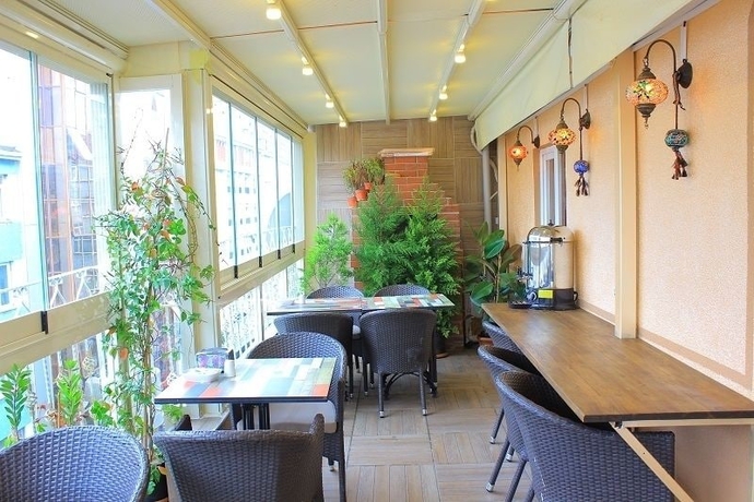Imagen del bar/restaurante del Hotelium 2. Foto 8