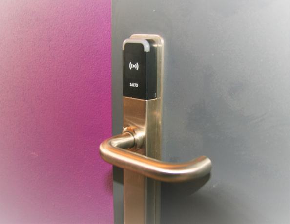 Imagen de los interiores del Hotello Hostel. Foto 17